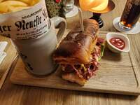 Pulled Duck mit Pommes