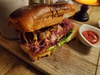 Pulled Duck sandwich